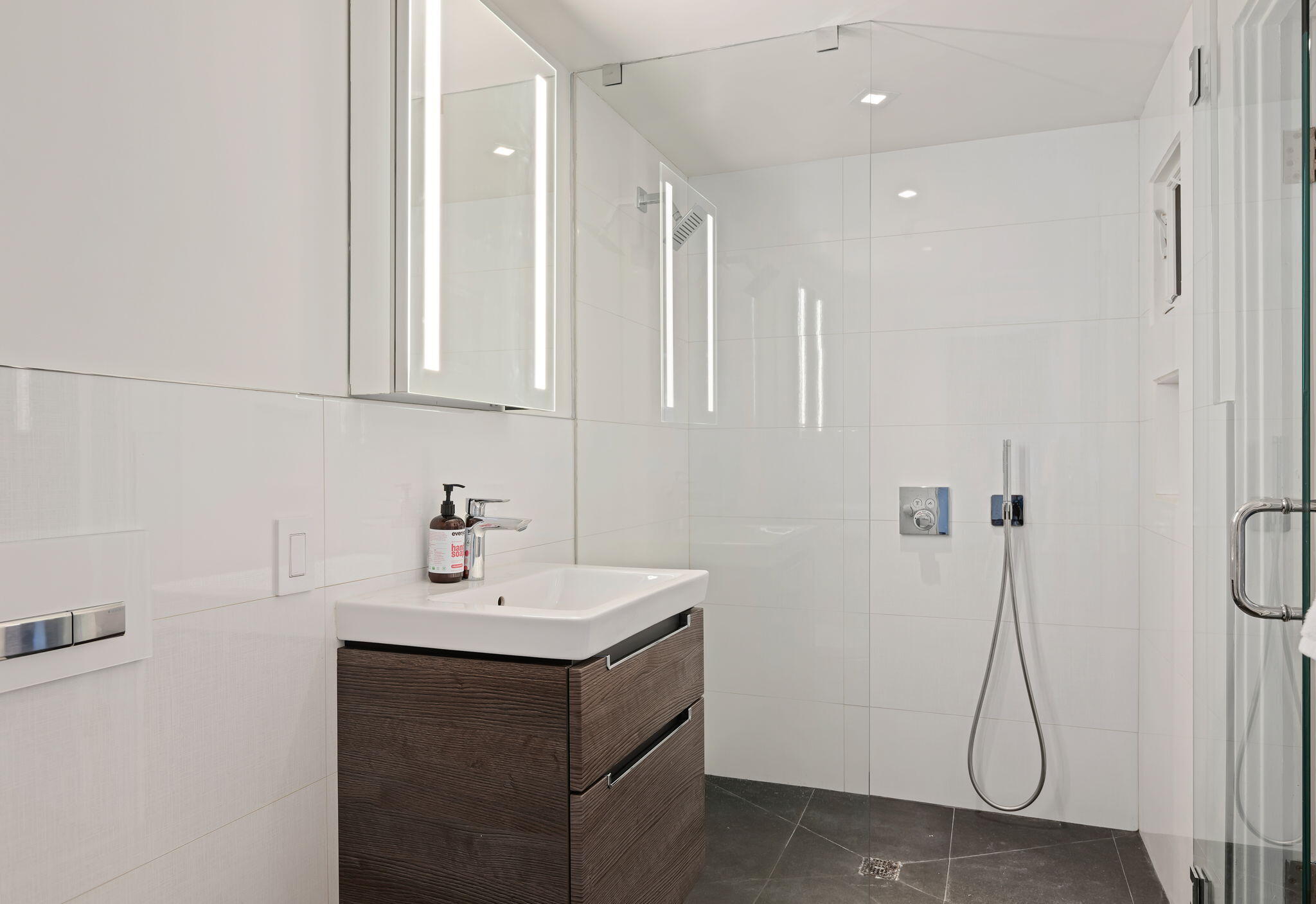 811 Picacho Lane Montecito, CA 93108 - Photo 20 of 22 a bathroom with a sink a vanity and a mirror
