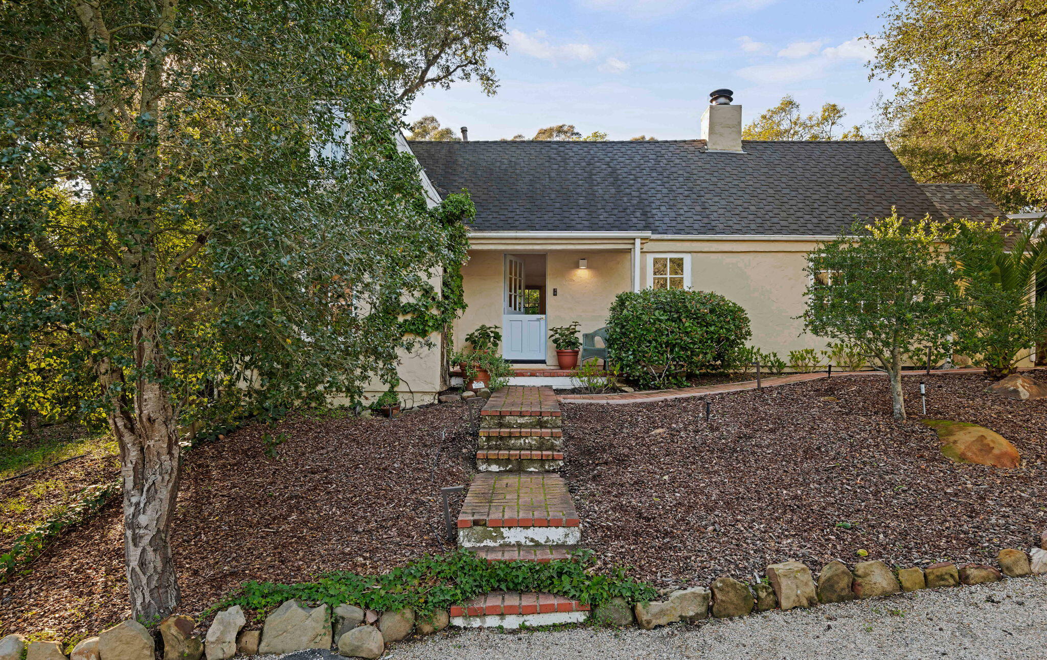 811 Picacho Lane Montecito, CA 93108 - Photo 3 of 22 front view of house with a yard