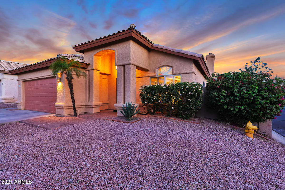 1217 East Redfield Road Phoenix, AZ 85022 - Photo 2 of 22 QPT Photo - _73A5160