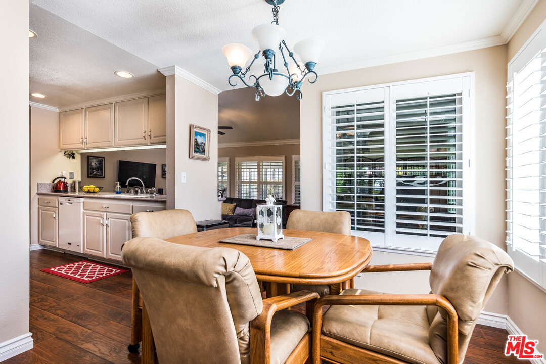 1876 Fitzgerald Road Simi Valley, CA 93065 - Photo 5 of 18