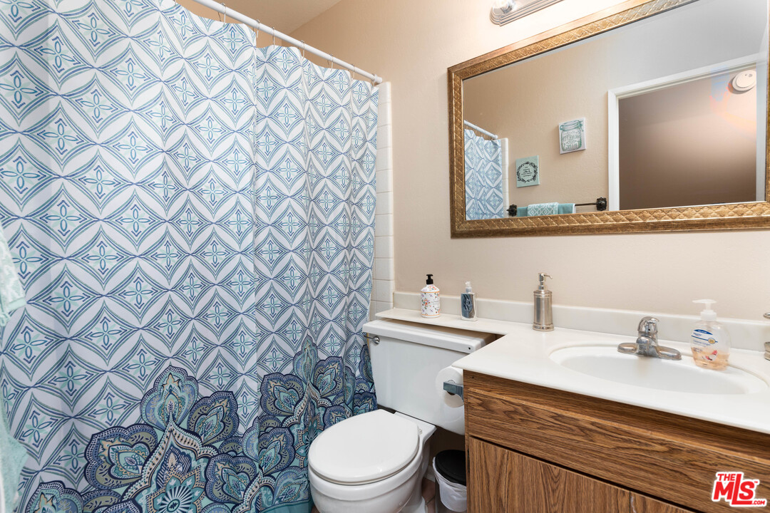 1876 Fitzgerald Road Simi Valley, CA 93065 - Photo 10 of 18
