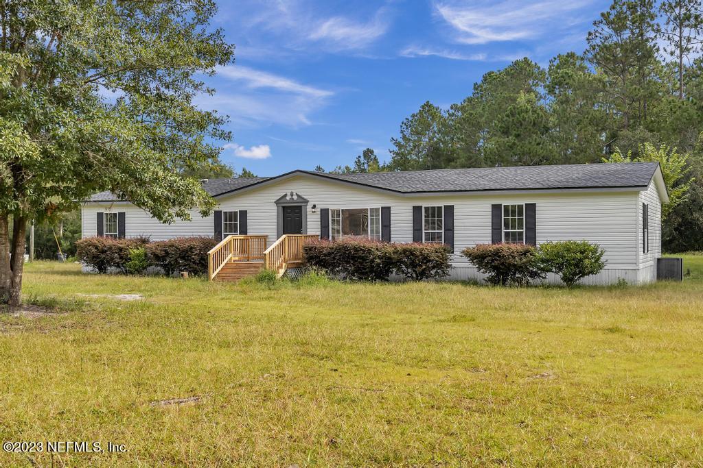 43013 Larsen Road Callahan, FL 32011 - Photo 3 of 38 43013 Larsen Rd-3