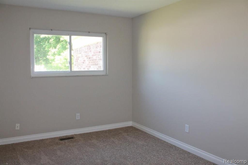 6094 Wedgewood Road Canton, MI 48187 - Photo 33 of 56