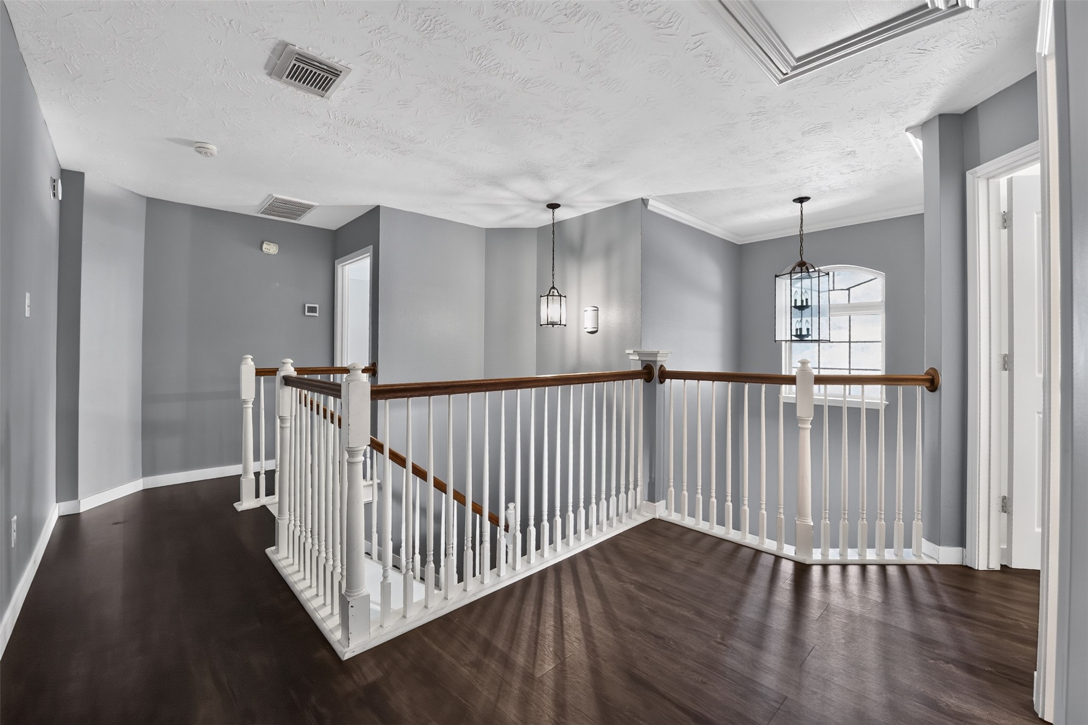 102 North Queenscliff Circle Spring, TX 77382 - Photo 27 of 37 Gallery Image 27