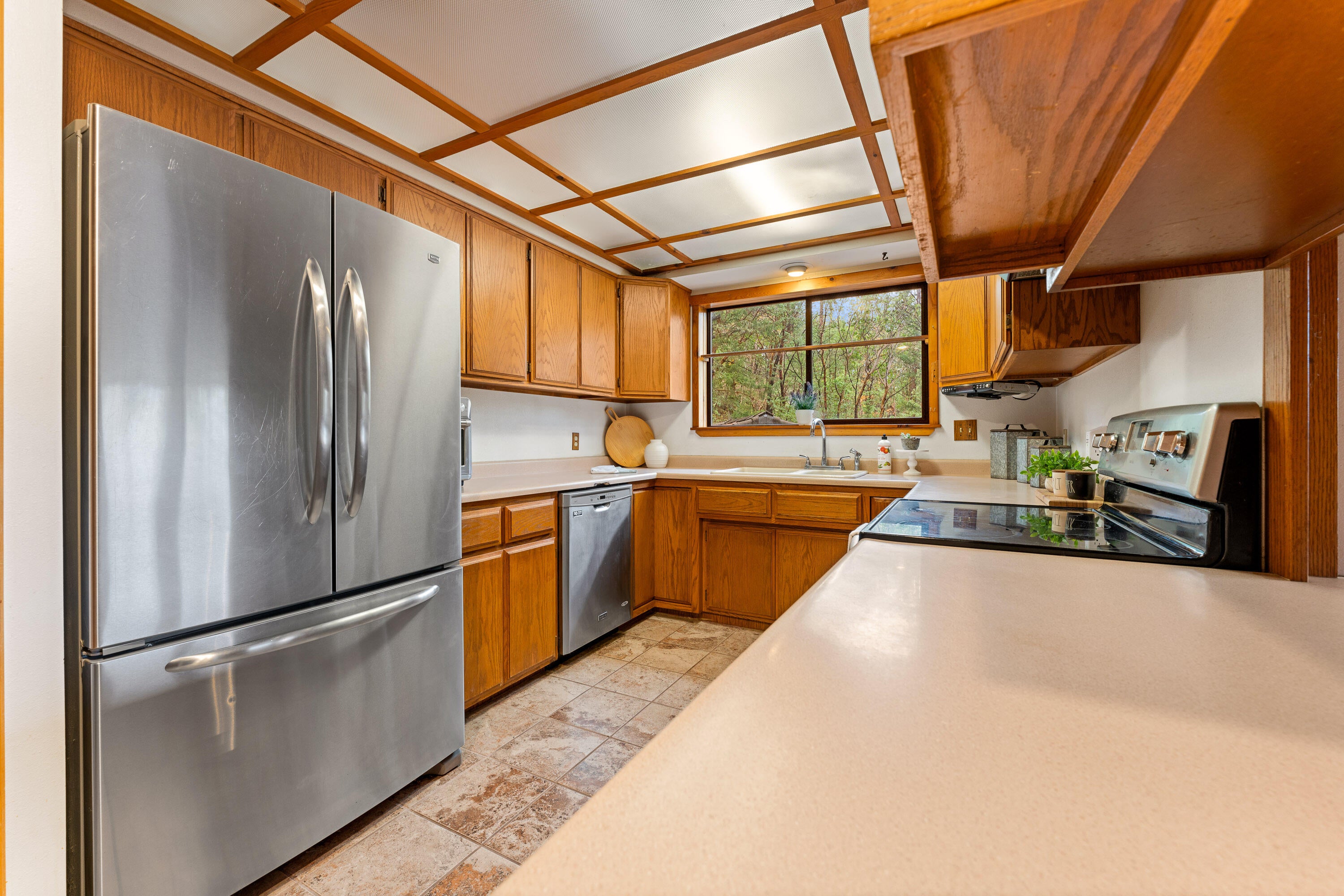 300 Dunlap Road Jacksonville, OR 97530 - Photo 10 of 67 Gallery Image 10