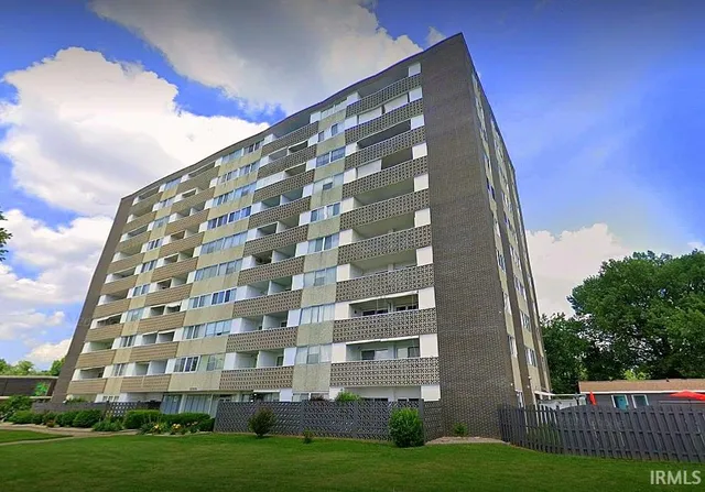 $119,000 | 1100 Erie Avenue, Unit 501, Evansville, IN 47715