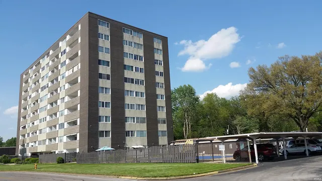 $119,000 | 1100 Erie Avenue, Unit 501, Evansville, IN 47715