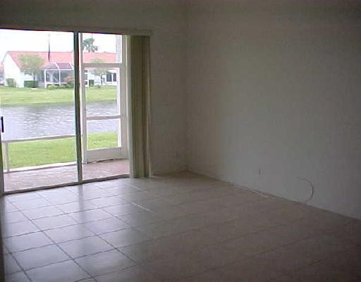 6099 Caladium Road, Unit 6099 Delray Beach, FL 33484 - Photo 6 of 15 Living Room