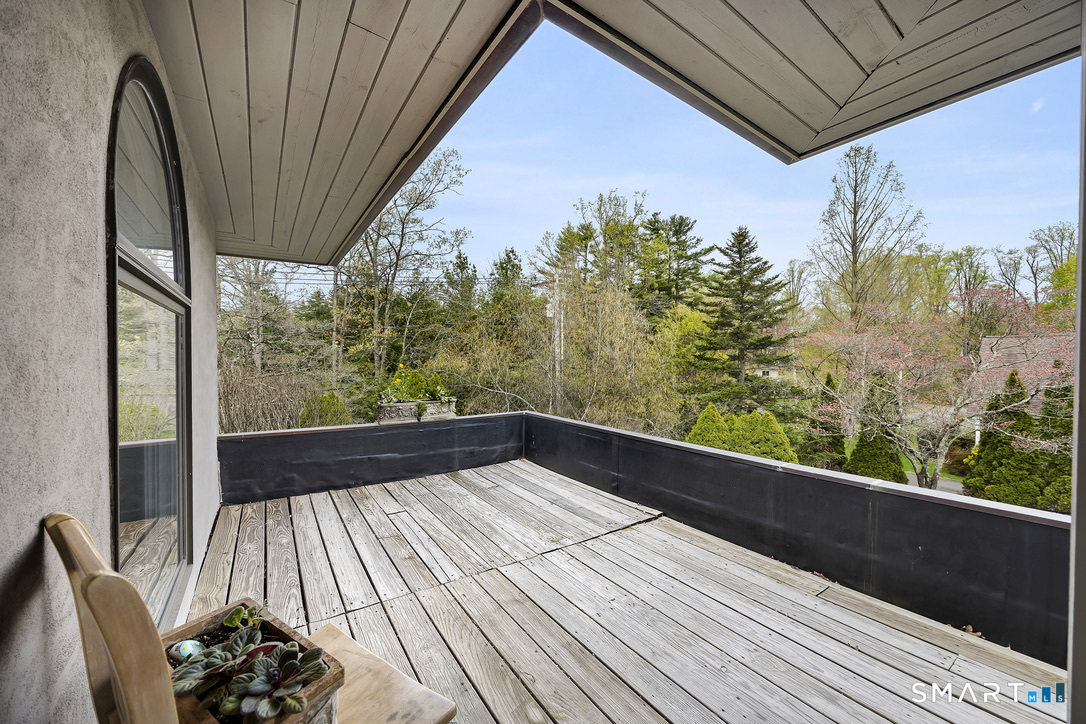 34 Canoe Brook Road Trumbull, CT 06611 - Photo 25 of 37