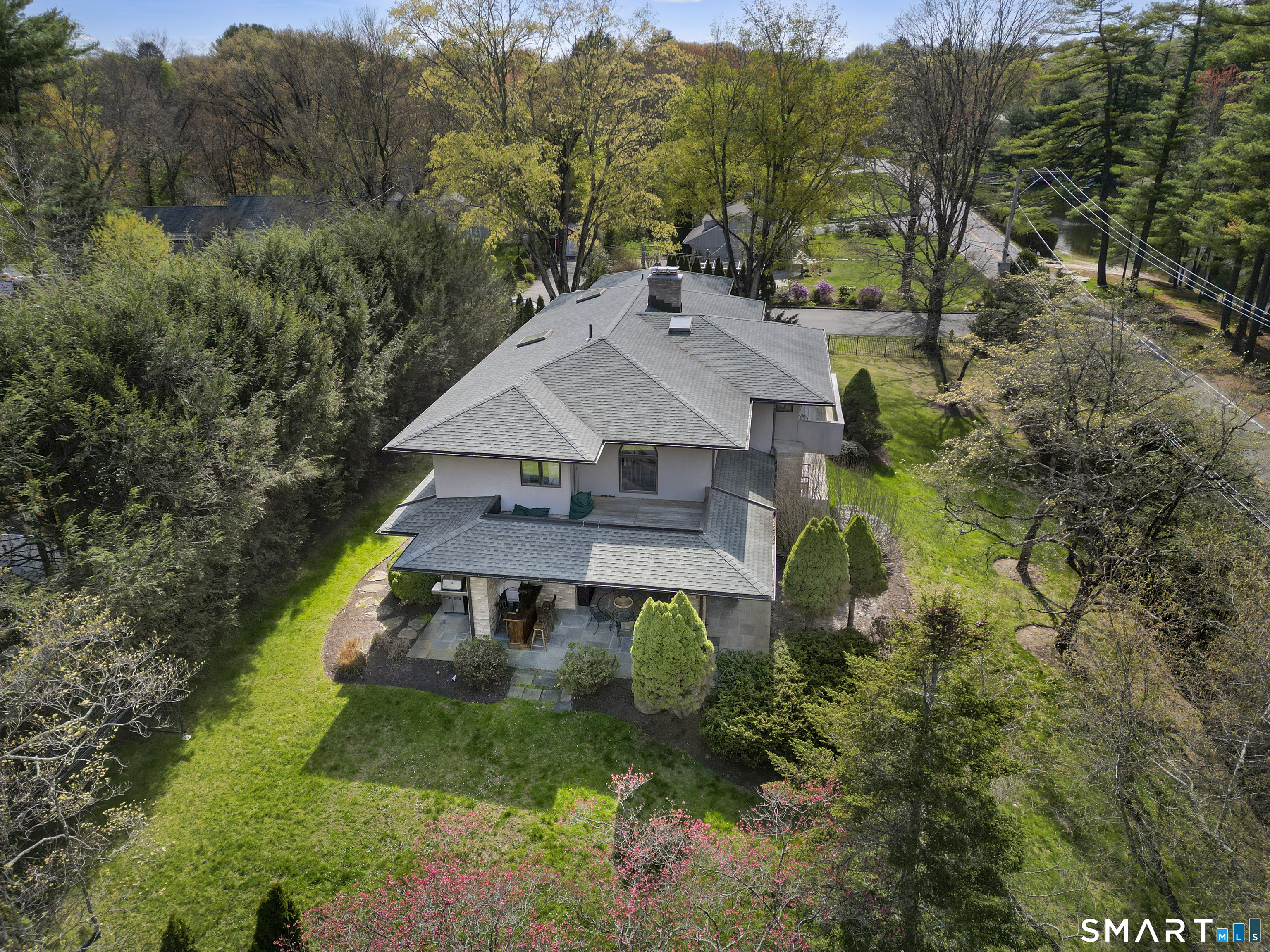 34 Canoe Brook Road Trumbull, CT 06611 - Photo 26 of 37