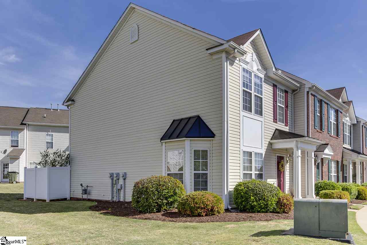 33 Spring Crossing Circle Greer, SC 29650 - Photo 3 of 31