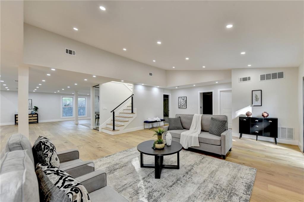 5255 Buice Road Alpharetta, GA 30022 - Photo 17 of 63