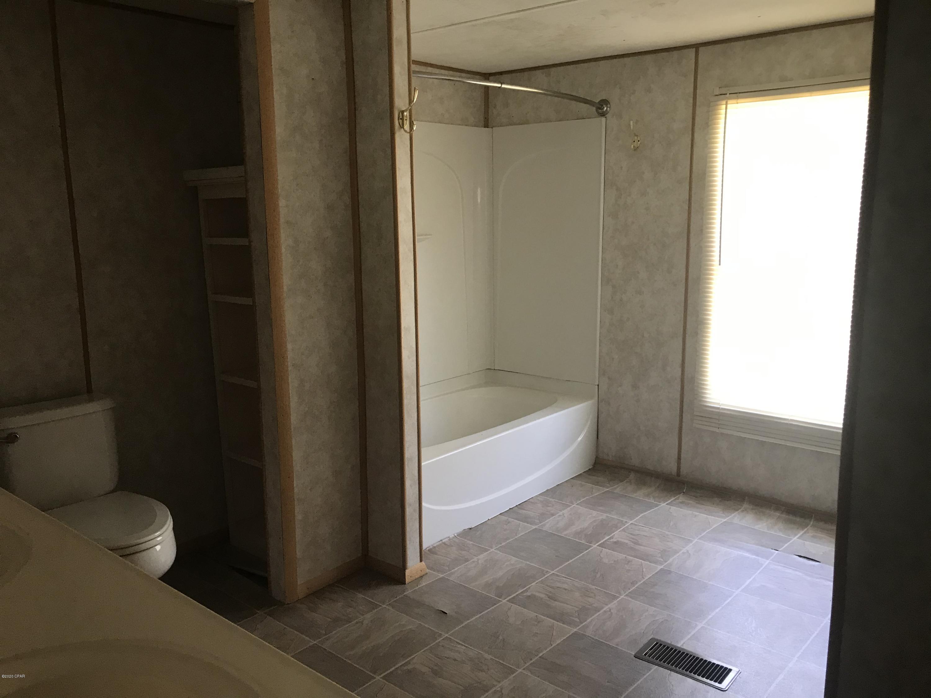 2014 Brock Road Cottondale, FL 32431 - Photo 7 of 20 Gallery Image 7