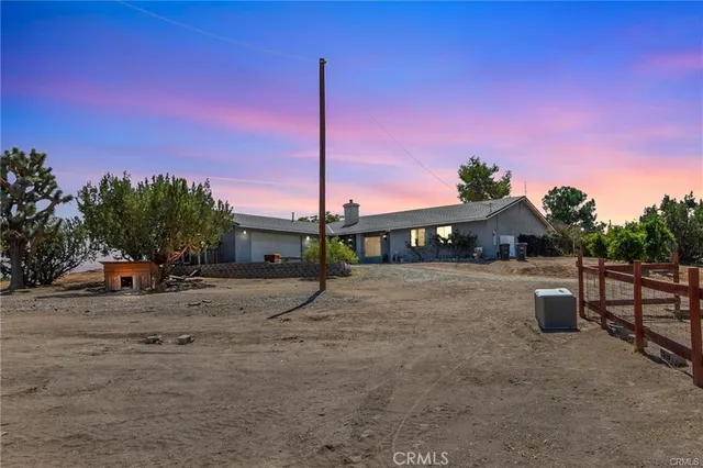 a view of a terrace with sitting area