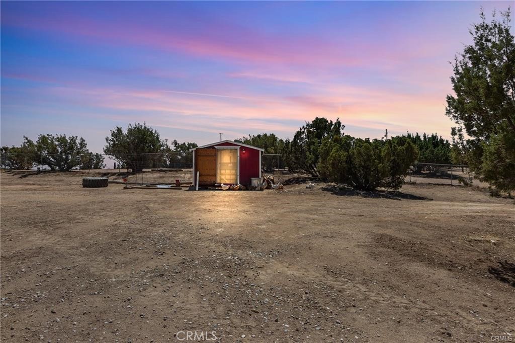 10971 Adobe Road Oak Hills, CA 92344 - Photo 39 of 49 a view of outdoor space and yard