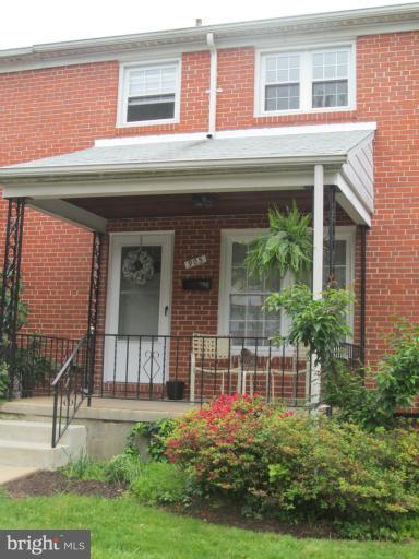 905 Southridge Road Catonsville, MD 21228 - Photo 1 of 14 a front view of a house with a yard