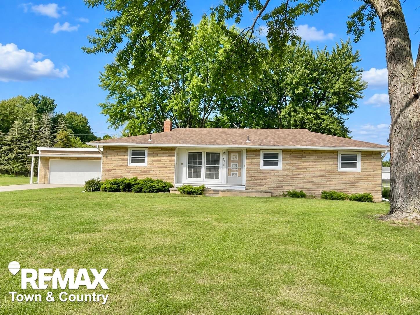 626 South Mckinley Road Flushing, MI 48433 - Photo 1 of 34 Gallery Image 1