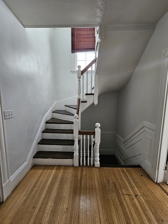 1110 River Street Boston, MA 02136 - Photo 8 of 38