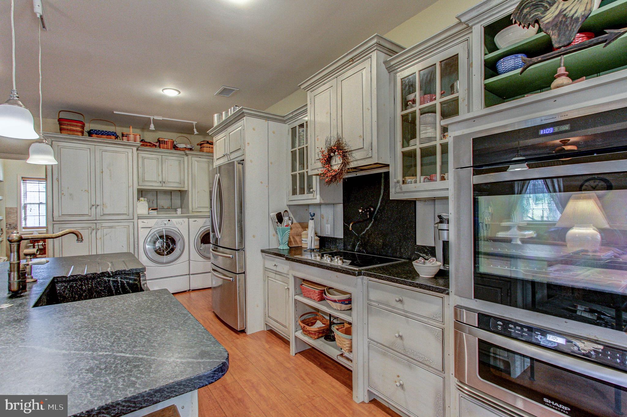 2613 Hill Road Green Lane, PA 18054 - Photo 106 of 146 Double oven and range with pot faucet