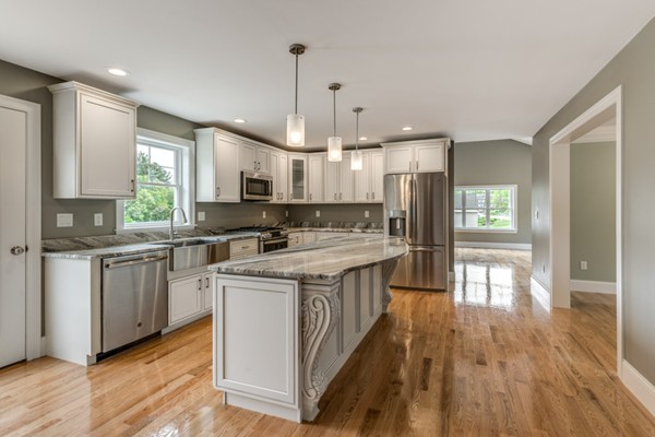 10 Tremlett Road Billerica, MA 01821 - Photo 8 of 30 Gallery Image 8