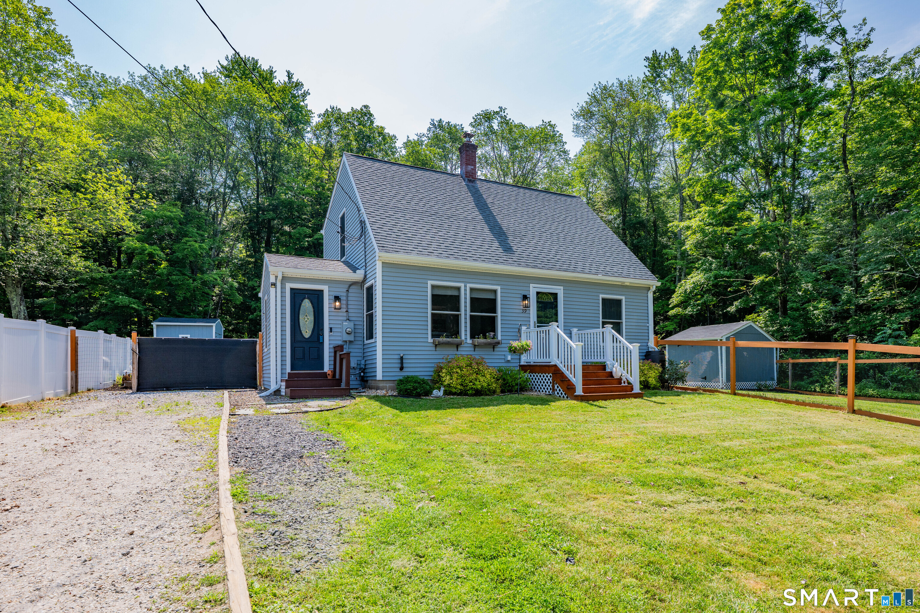 39 Dexter Road Coventry, CT 06238 - Photo 4 of 35
