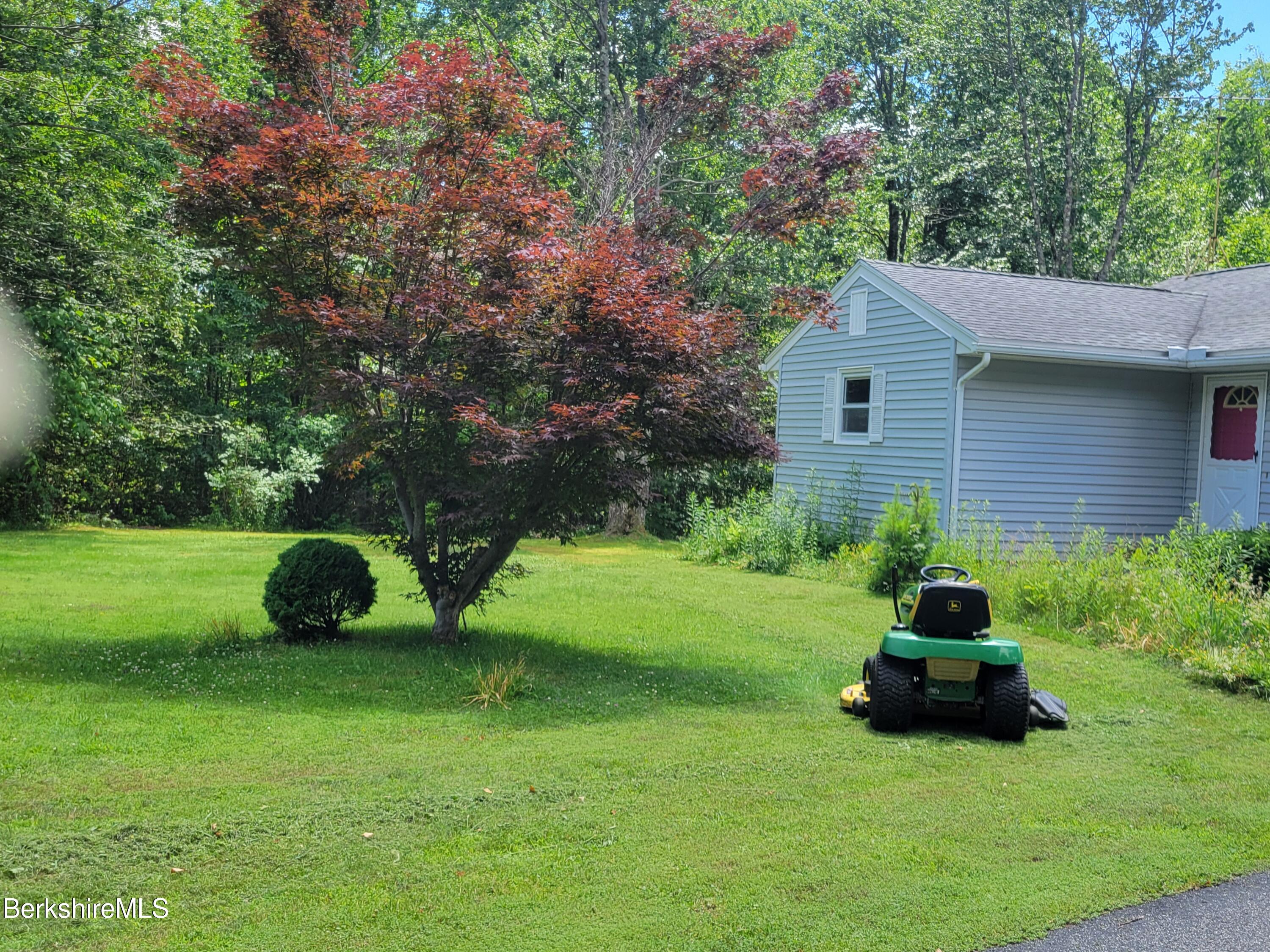 68 Wade Inn Road Becket, MA 01223 - Photo 13 of 18 1000002367