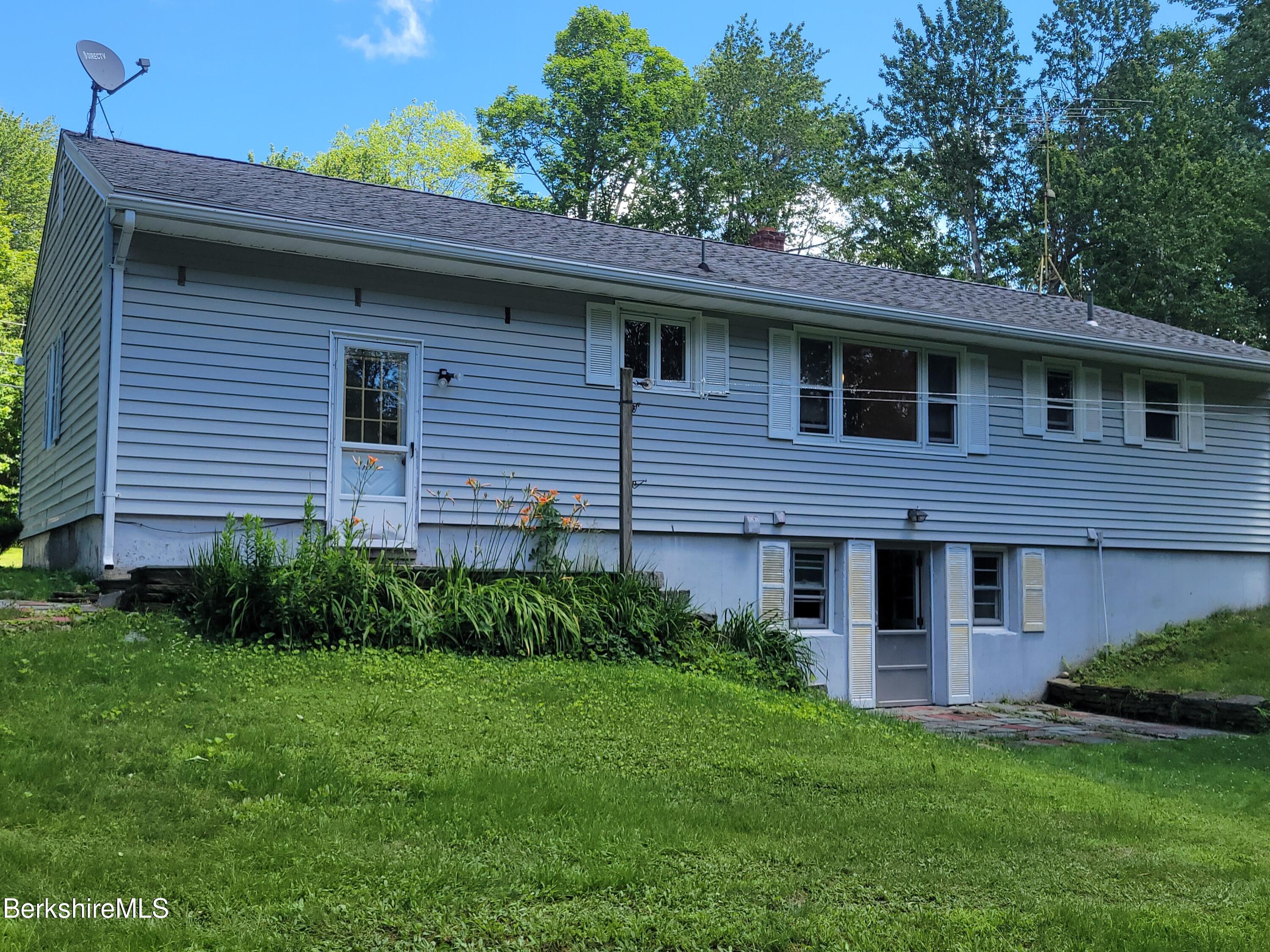 68 Wade Inn Road Becket, MA 01223 - Photo 3 of 18 1000002294