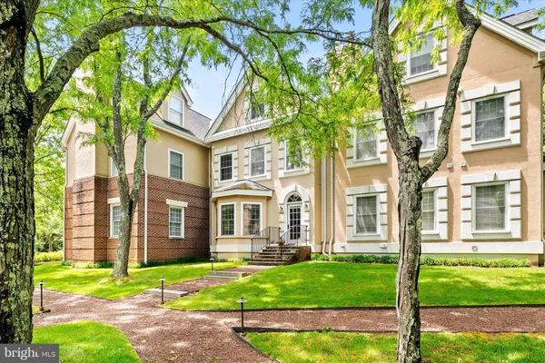 $1,225,000 | 12 Governors Lane, Princeton, NJ 08540
