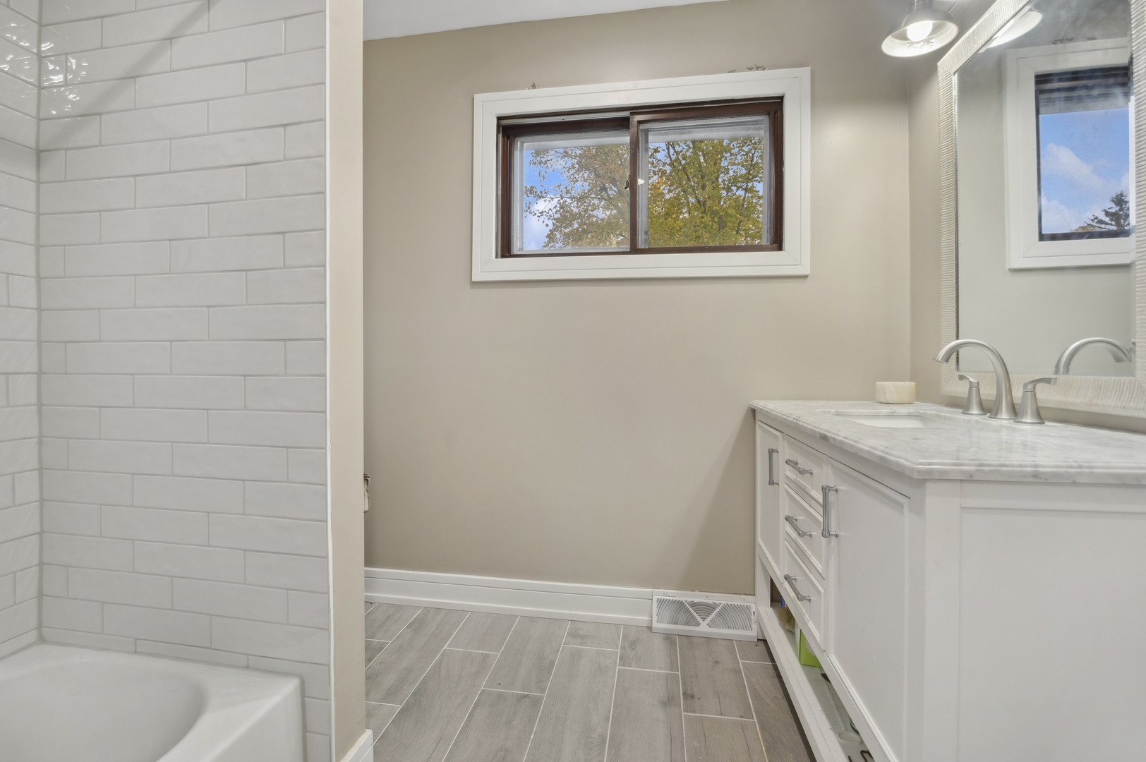 236 North West Road Lombard, IL 60148 - Photo 8 of 23