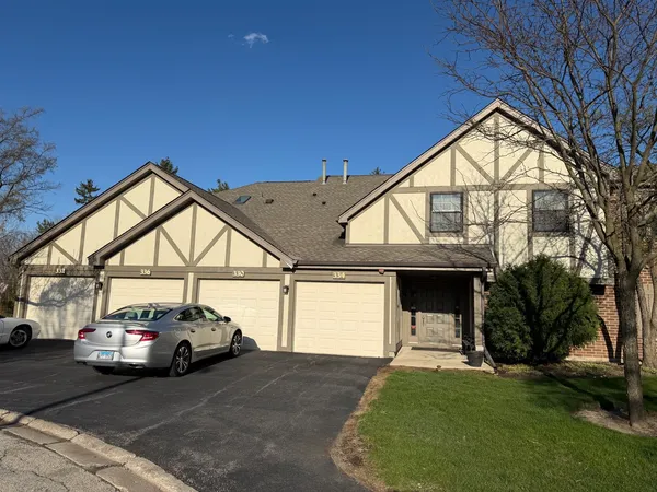 $250,000 | 332 Essex Court, Unit 4, Wood Dale, IL 60191