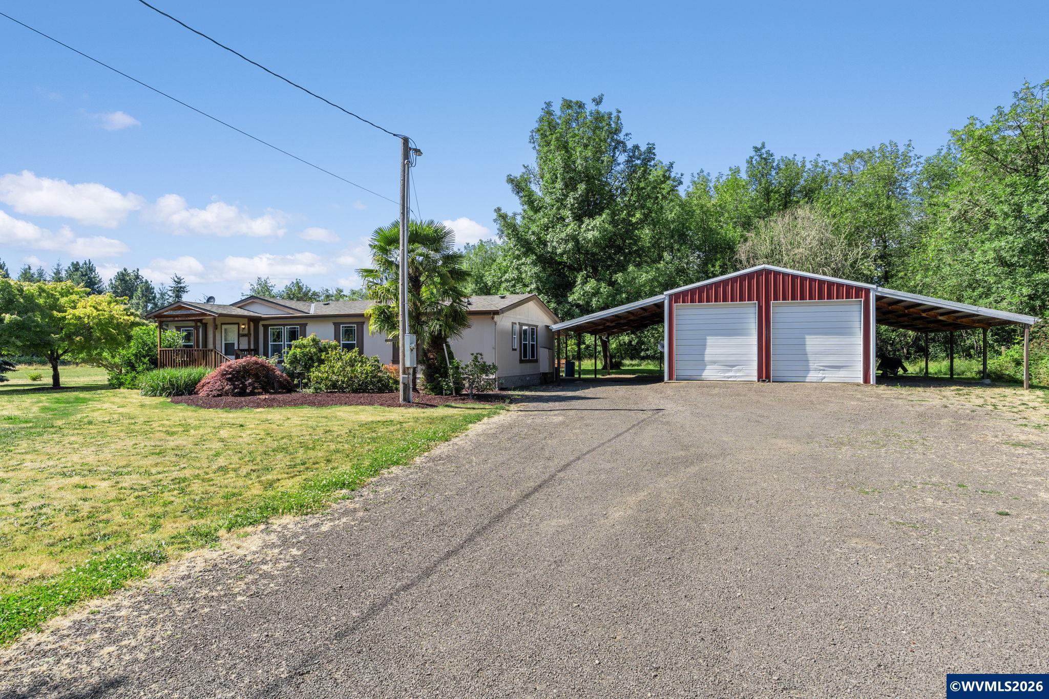 34280 East Lacomb Road Lebanon, OR 97355 - Photo 3 of 33
