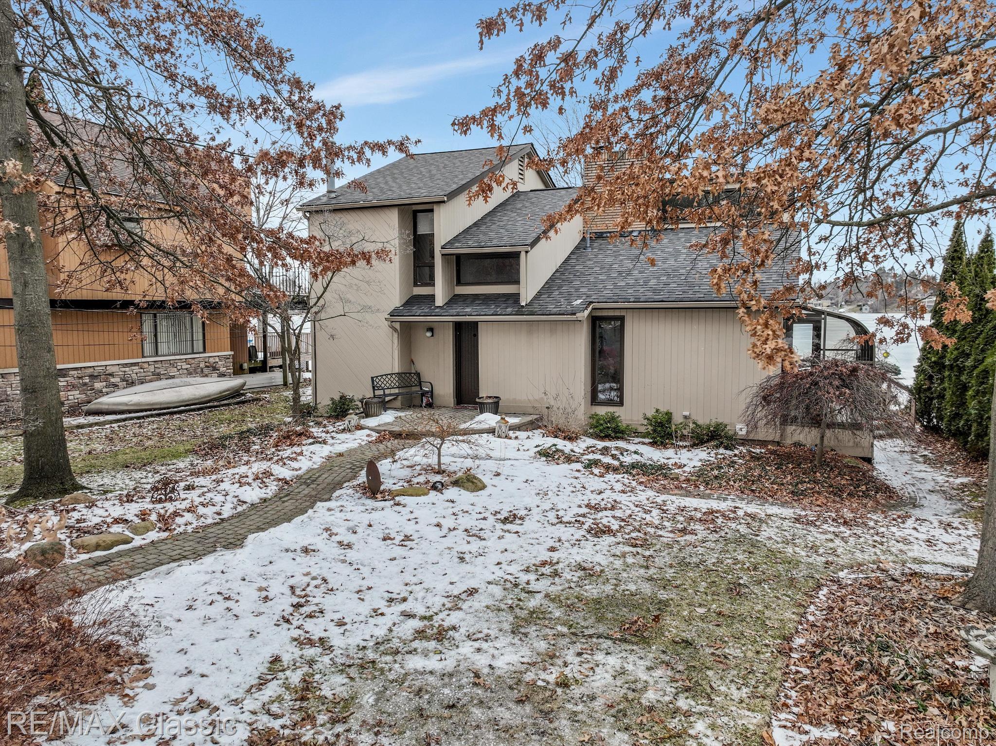 6270 Commerce Road West Bloomfield, MI 48324 - Photo 3 of 43 6270 Commerce
