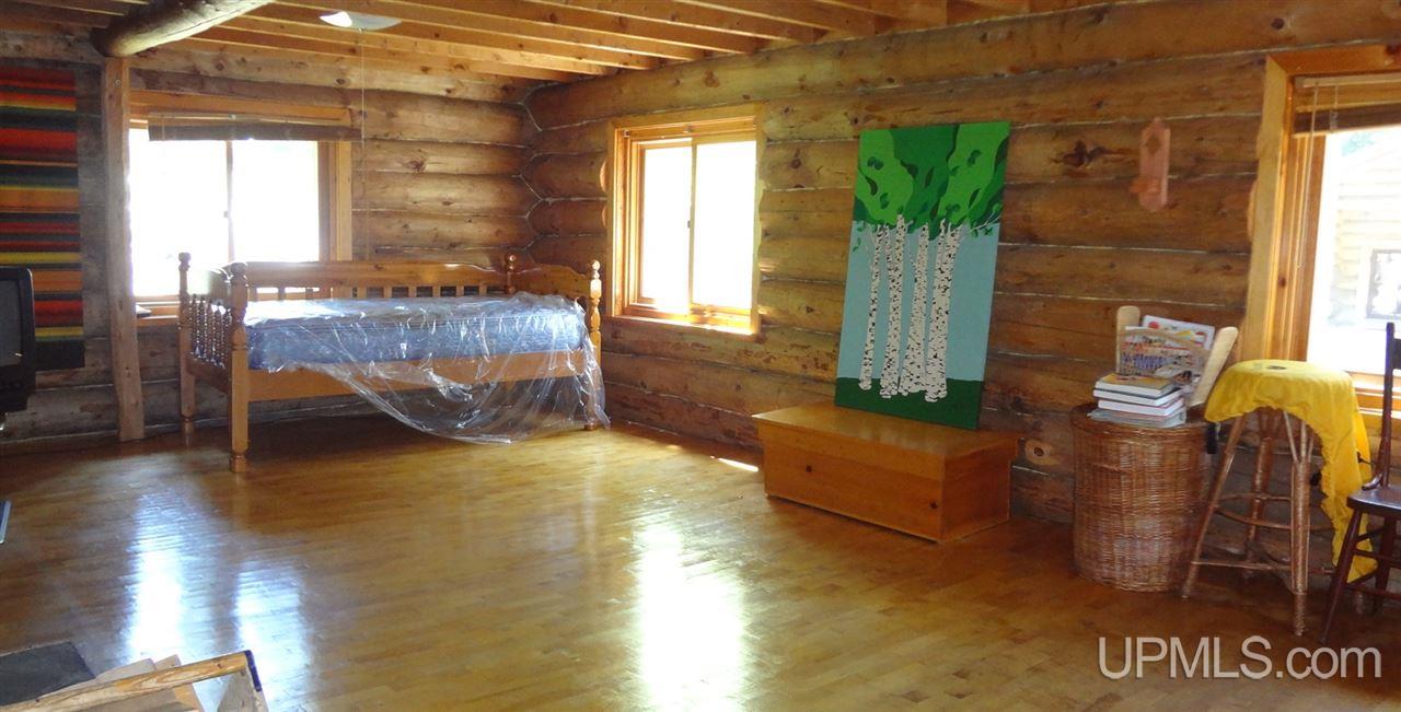 297 South Camp Road Ishpeming, MI 49849 - Photo 3 of 33