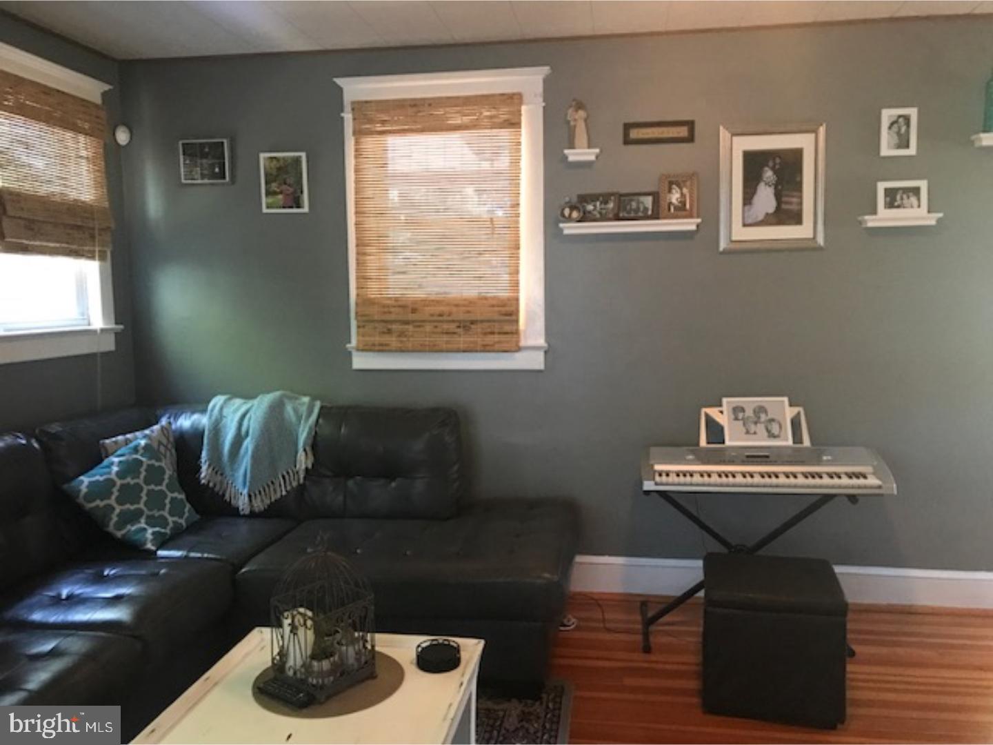 601 Arndt Avenue Riverside, NJ 08075 - Photo 11 of 20 Living Room