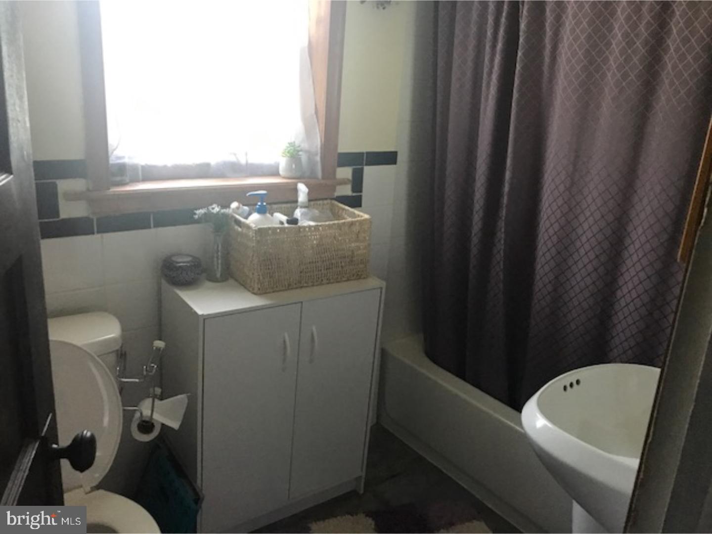 601 Arndt Avenue Riverside, NJ 08075 - Photo 17 of 20 Bathroom