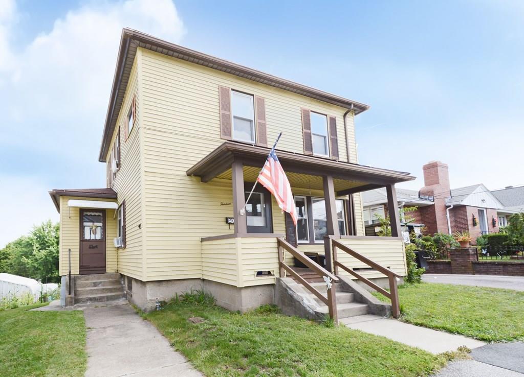 13 Benedict Road Worcester, MA 01604 - Photo 1 of 29 Gallery Image 1