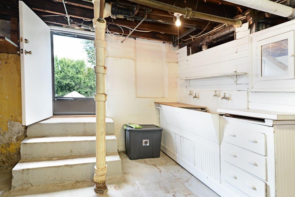 13 Benedict Road Worcester, MA 01604 - Photo 14 of 29 Gallery Image 14
