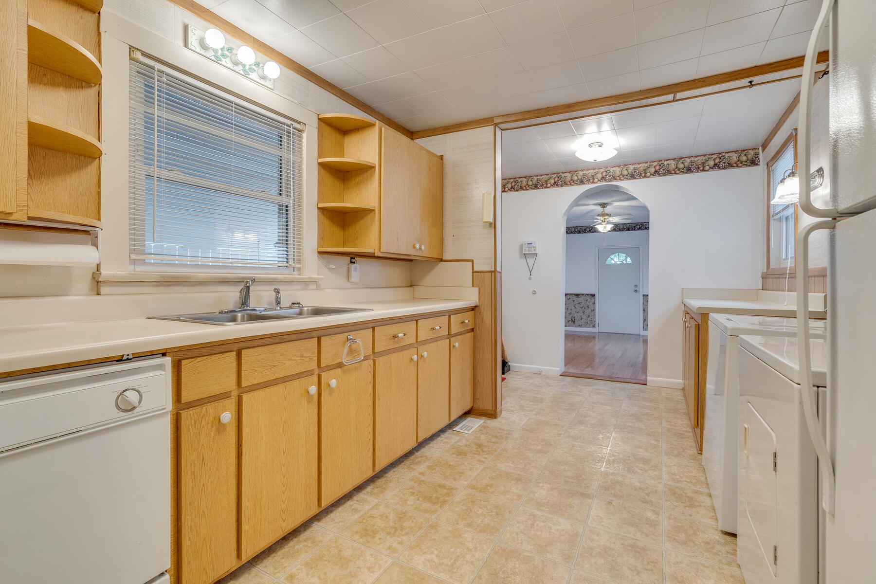 111 Melrose Street Hampton, TN 37658 - Photo 12 of 44 012