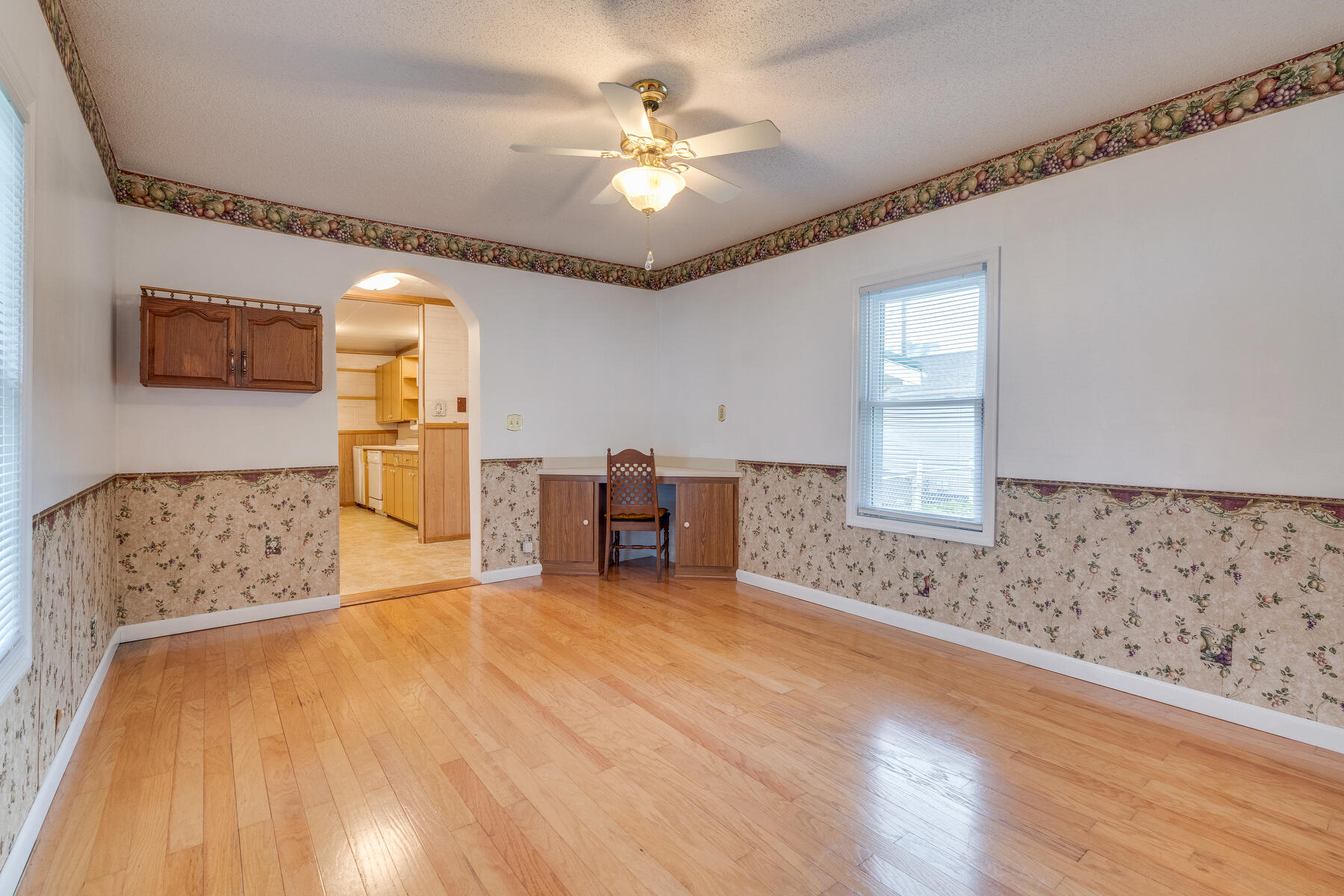 111 Melrose Street Hampton, TN 37658 - Photo 16 of 44 016