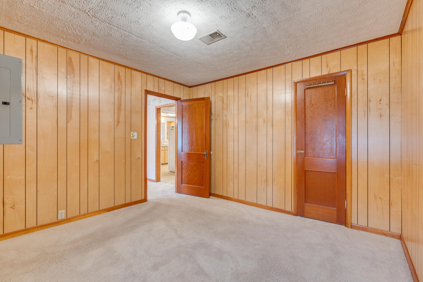 111 Melrose Street Hampton, TN 37658 - Photo 19 of 44 019