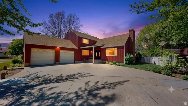 $560,000 | 1766 West 4575th Street South, Roy, UT 84067
