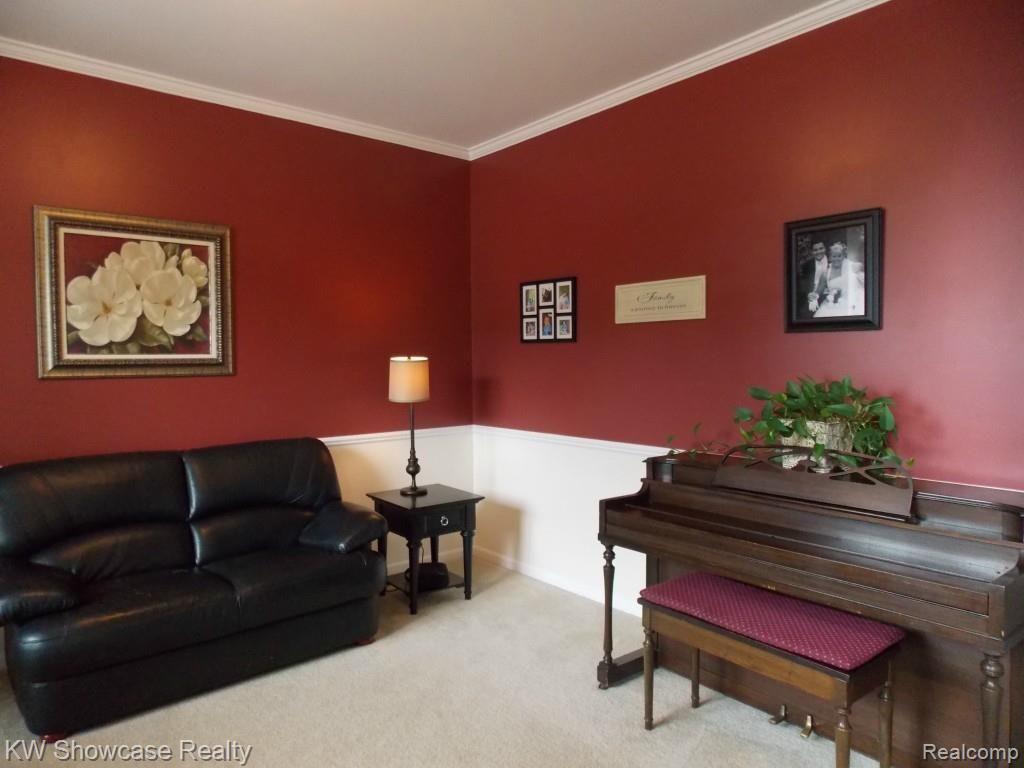 27650 Cromwell Road Novi, MI 48374 - Photo 8 of 39 DSCN1575.jpg
