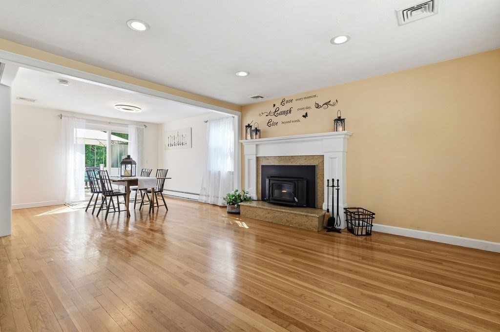 392 Cedar Street Hanover, MA 02339 - Photo 7 of 42