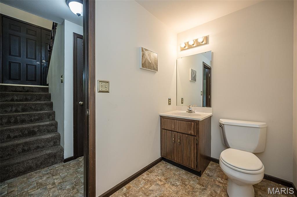 4216 Elkhart Lake Road St. Charles, MO 63304 - Photo 32 of 37