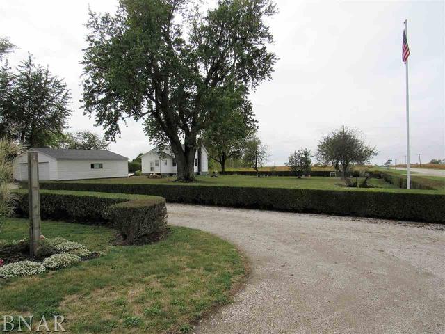6972 Red Road Clinton, IL 61727 - Photo 6 of 17 a view of outdoor space
