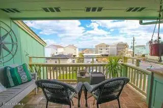 $1,700 | 1709 Canal Drive, Unit B11, Carolina Beach, NC 28428