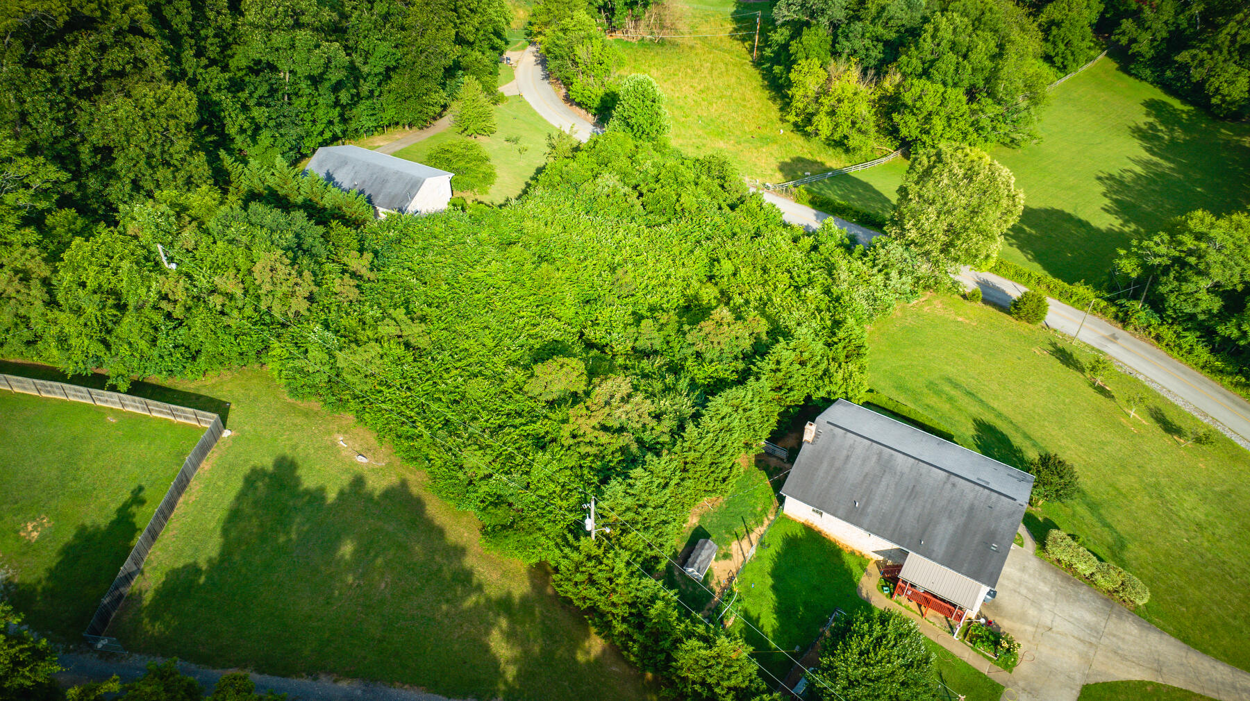 408 Cedar Branch Road, Unit 2 Kingsport, TN 37664 - Photo 4 of 9 104