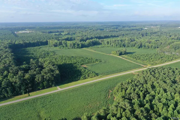 a view of a lush green field