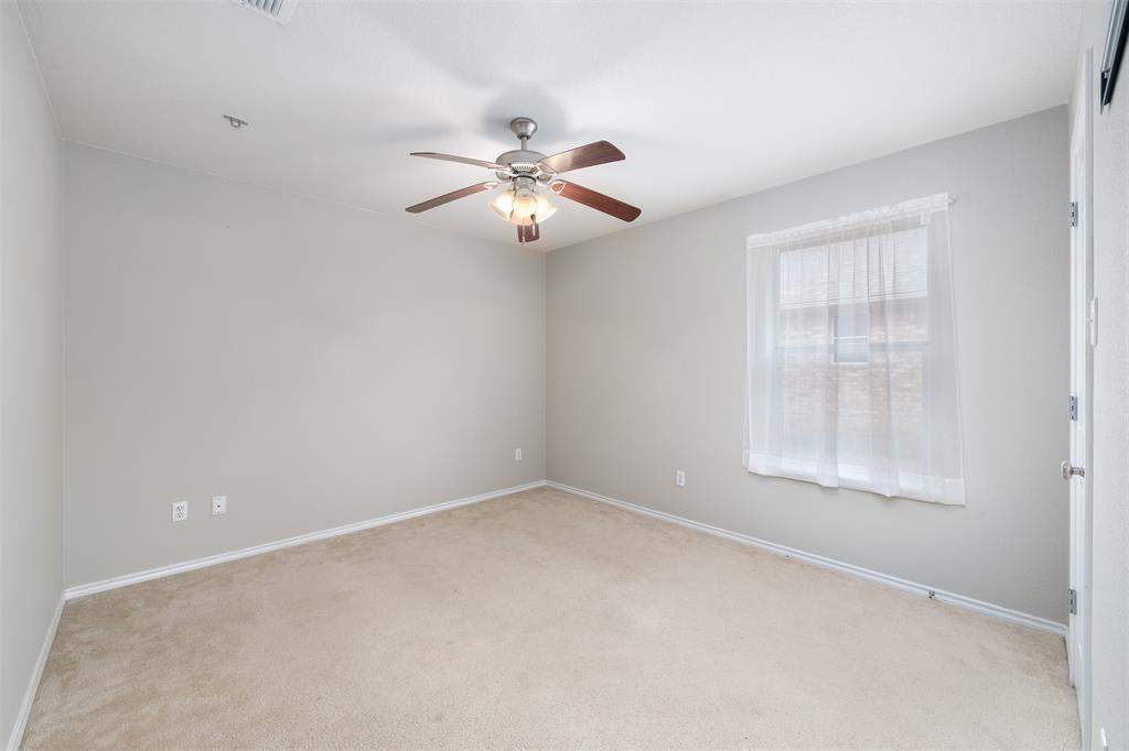 315 Rose Avenue Cleburne, TX 76033 - Photo 16 of 35