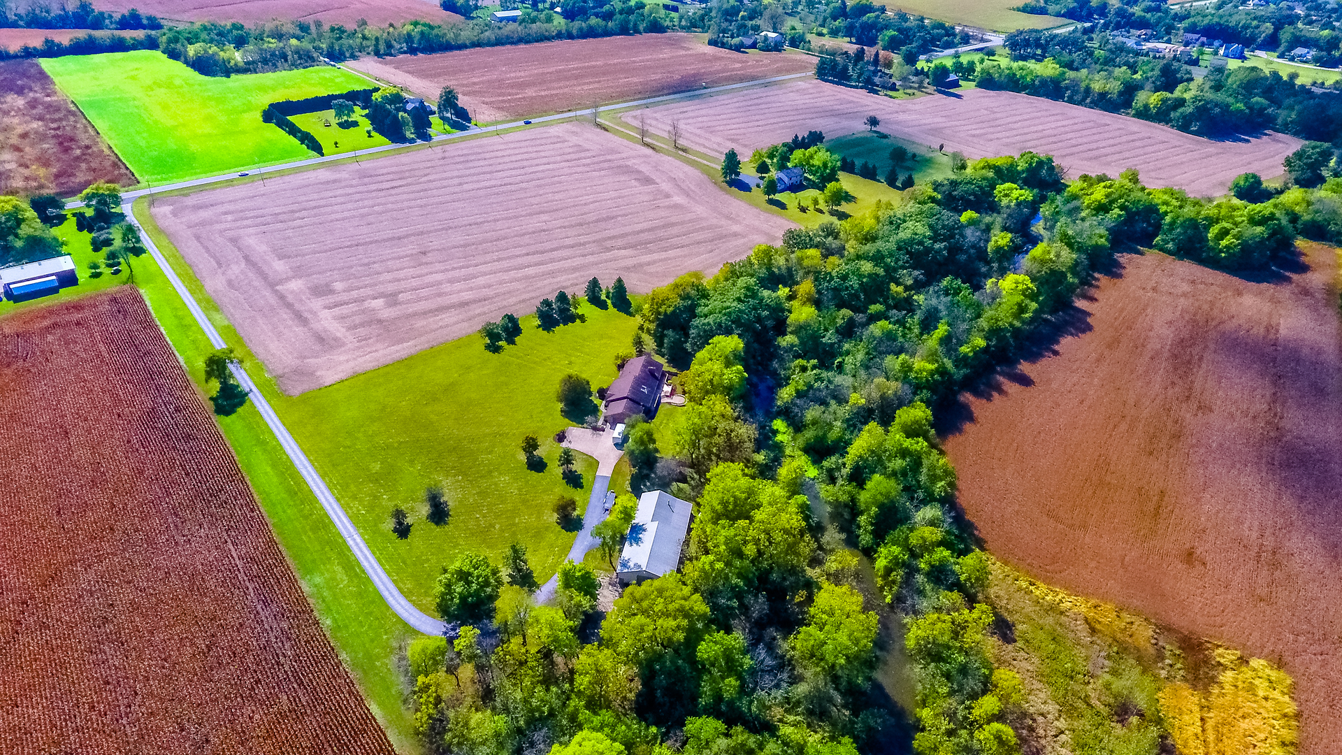 18802 West Manhattan Road Elwood, IL 60421 - Photo 32 of 38 an aerial view of a house